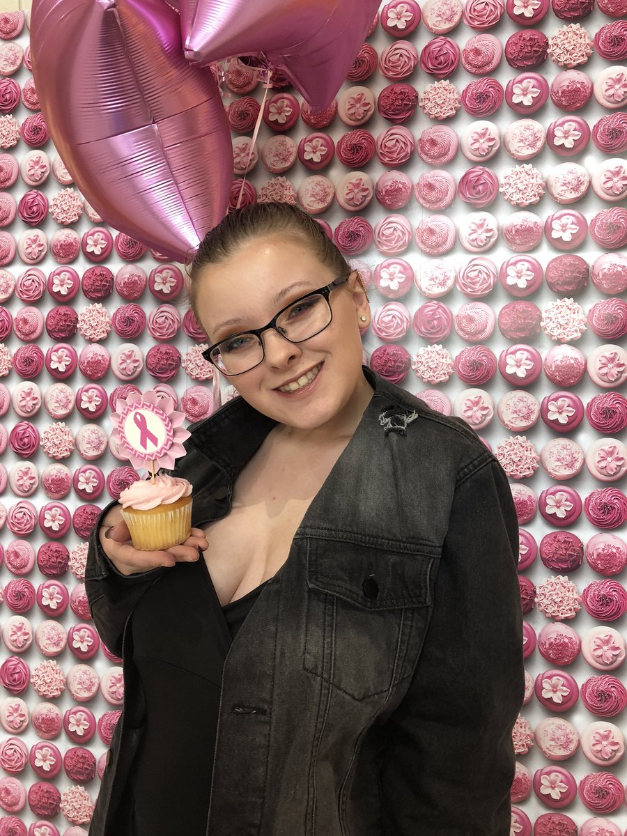 ninaisayapper's tweet photo. #10000cupcakes #donate #abtelectronics https://t.co/39pIfuXifJ