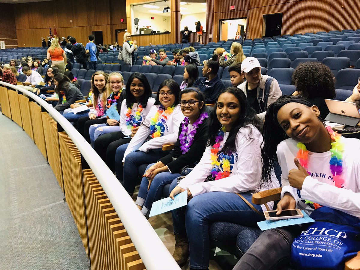 HosaLakeview's tweet photo. Fall Leadership Conference was a Success! 💛✨💙 https://t.co/5Tt4og2sxX