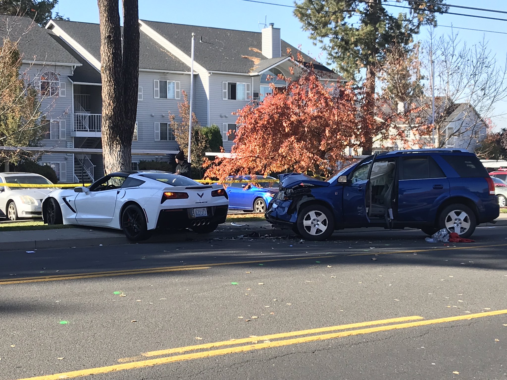 Hawk Hammer on Twitter "Here’s the scene at 53rd and Regal. Two car