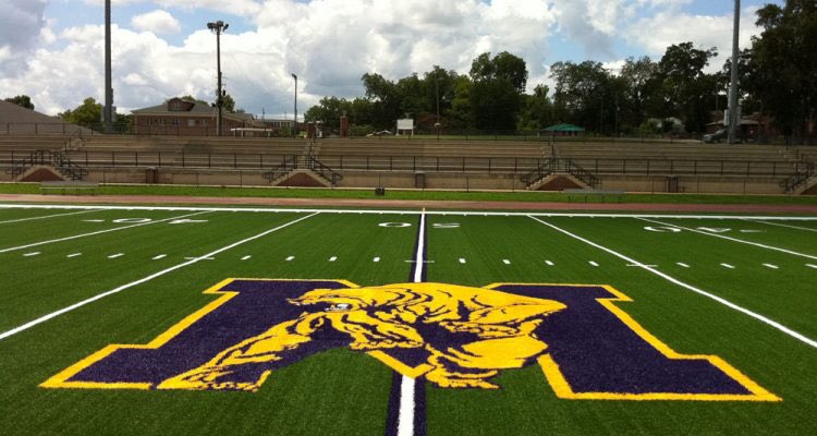 IrishBill63's tweet photo. 4th Qtr - 14:35
Miles 14, Lane 12
#MilesFootball #SIAC #HBCU https://t.co/wubYy3C1dR