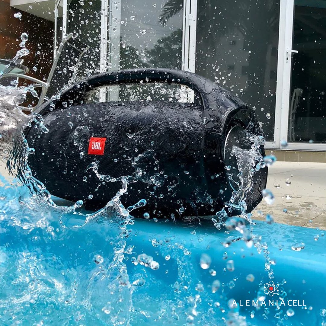 jbl boombox pool