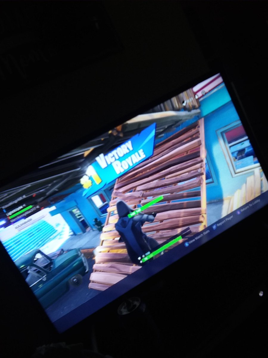 ItUp94's tweet photo. Catching dubs https://t.co/Yq7Z6z88lK