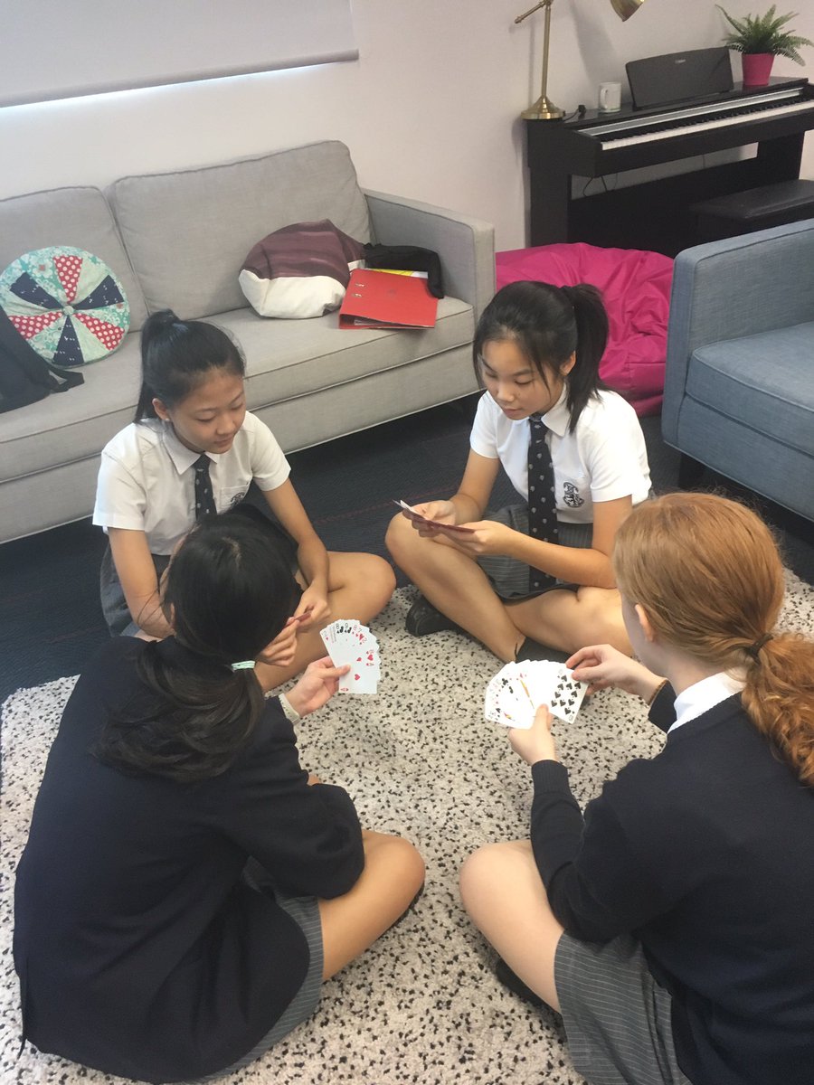 HHKSWu's tweet image. #techfreethursday in @HHKSWu  #SuperwomenofWu @Harrow_HK