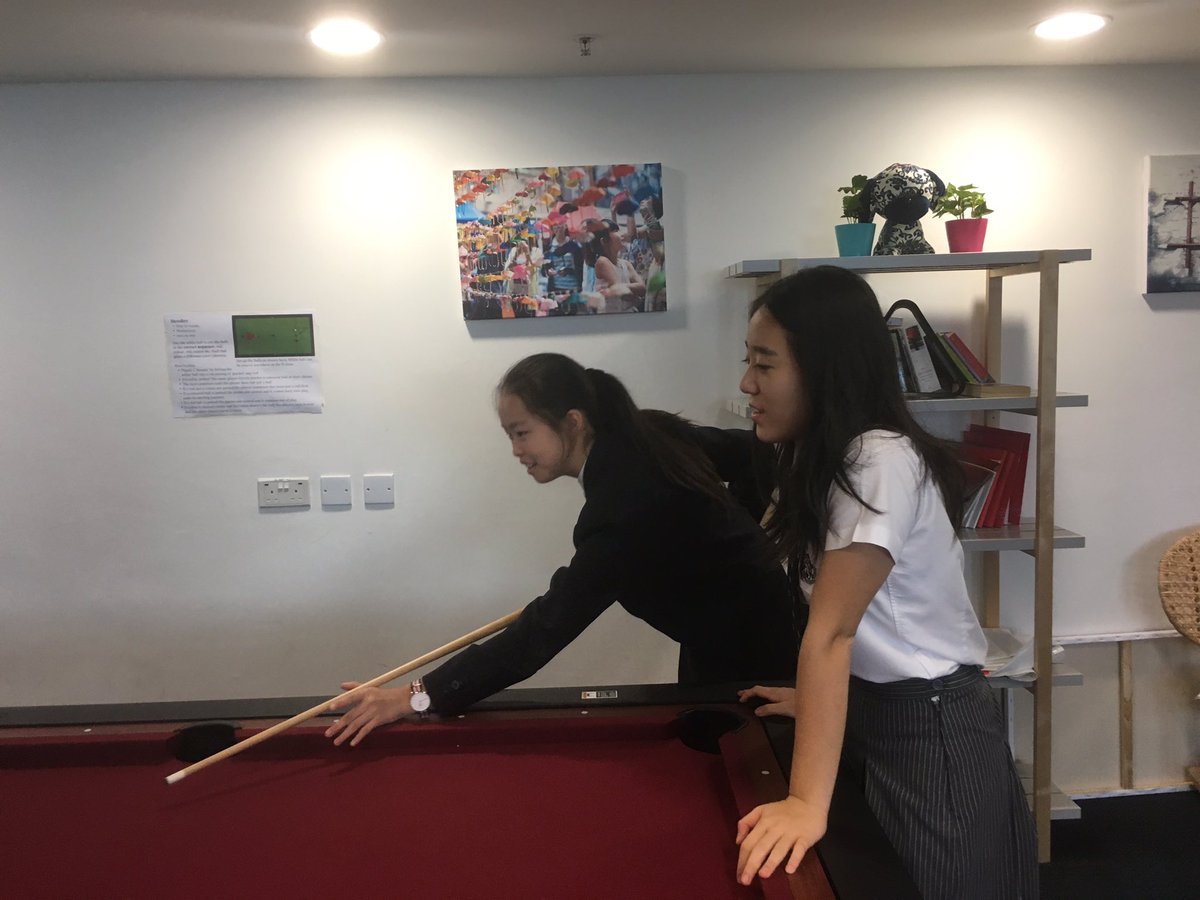 HHKSWu's tweet image. #techfreethursday in @HHKSWu  #SuperwomenofWu @Harrow_HK