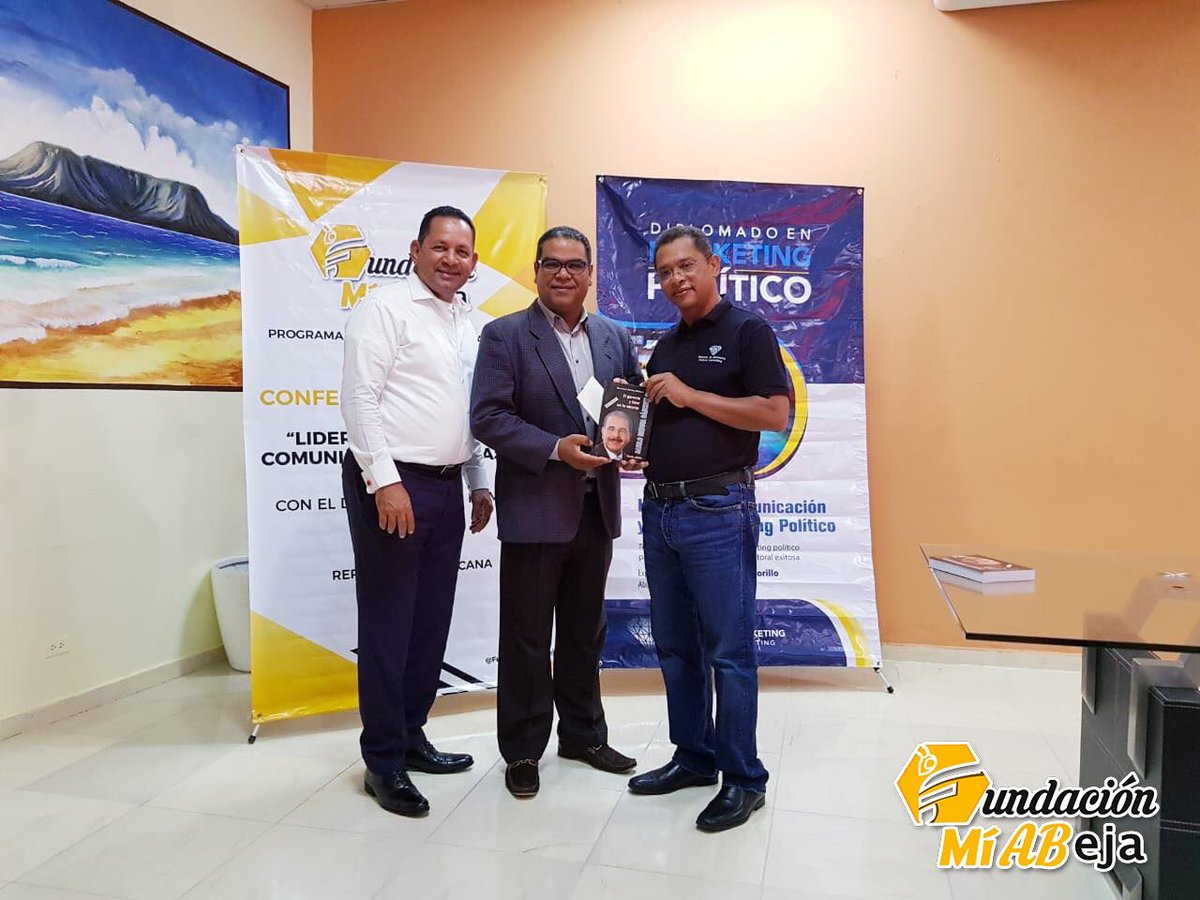 BelarminioR's tweet photo. En MonteCristi llevando formación para mejorar democracia y calidad del liderazgo. #LiderazgoMonteCristi
#DaniloLiderTransparente
#GonzaloCastillo
#BelarminioRamirez #Canal4RD https://t.co/btYSBaxHqt