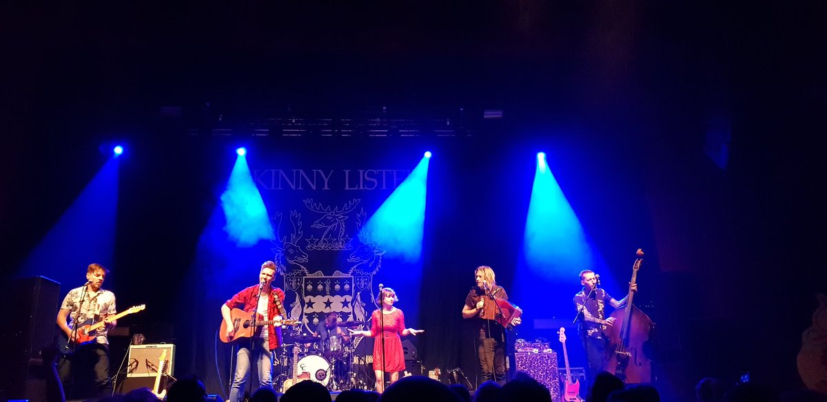 I love it when my friends introduce me to something brilliant I would never usually go to. #manchesterfolkfestival was amazing and #skinnylister were so far away from what I was expecting and I loved it!