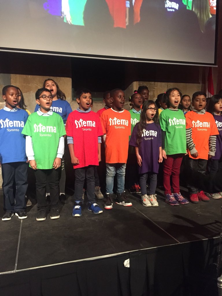 .<a href="/sistematoronto/">Sistema Toronto</a> brings the crowd to their feet with an awesome rendition of O’Canada at #TVOGala 2018