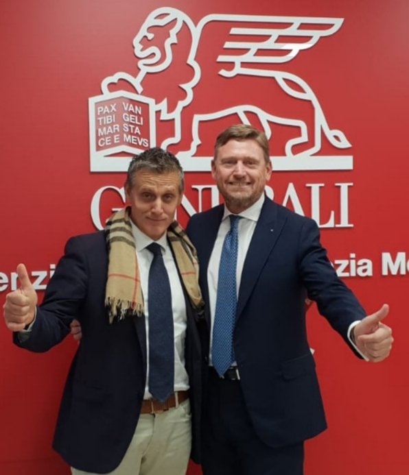 PaoliCGPI's tweet photo. ✔@GeneraliItalia 🇮🇹@comunevenezia 🛶
🦁 L'#Agente Generale Marco Bortoli 👉 "Insieme più forti per essere più vicini a voi"
👌Agenzia di #Venezia Mestre un modello #phygital🌟🌟🌟🌟
🚀Execution is what Matters
💥La forza dei leoni⚡
#innovation #Digital #insuretech #LXGenerali https://t.co/IM93JkPDxQ