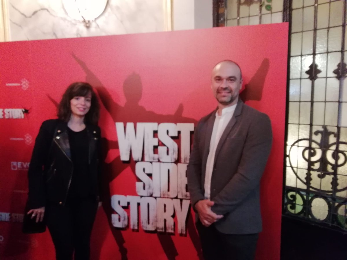 BreadandWaters's tweet photo. #estrenoVIP @WestSideStoryES , buen musical con un buen equipo . https://t.co/vBVuvUxNsc