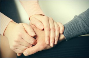 LivingNowMag's tweet photo. Vulnerability is the pathway to true intimacy. Barry offers 4 powerful tips for men on how to effectively express vulnerability in a relationship.
What does it mean to be vulnerable with a woman? https://t.co/A74tNbw53h