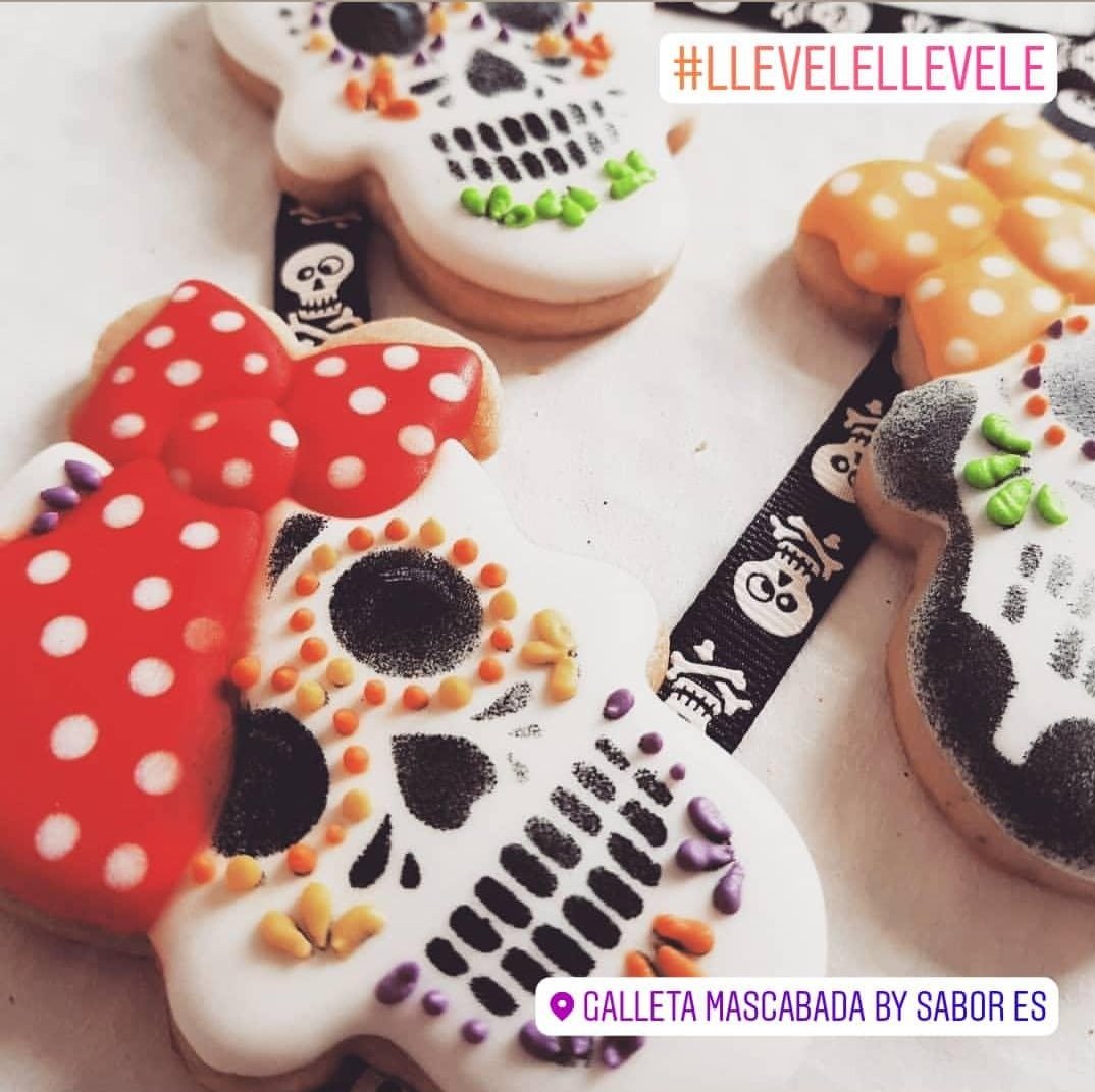 roalcantarai's tweet photo. 💀👻☠👿 #temporadademuertos nunca te acabes!! 💀#calaveritas #calaveritasdeazucar #tradicionesmexicanas #instafood #galletasdecoradas #galletasdemantequilla #comidacreativa #puebla #pueblacity #cholula #cholulapuebla https://t.co/XUUuY1XCJD