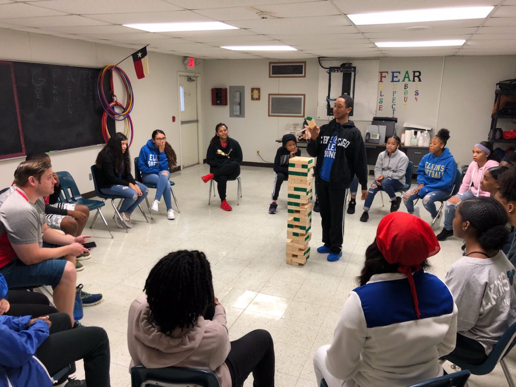 avid_ehs's tweet photo. Today our Sophomores are at ROPES ! https://t.co/q9vvtBJqbS