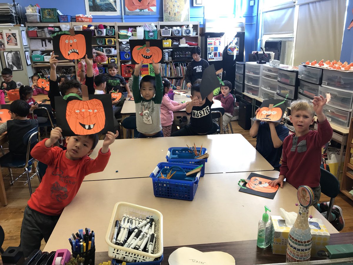 art159q's tweet photo. Jack-O-Lantern fun with 1-223 &amp; k/1/2-253!! @PS159_Q https://t.co/L0JjONoVf4