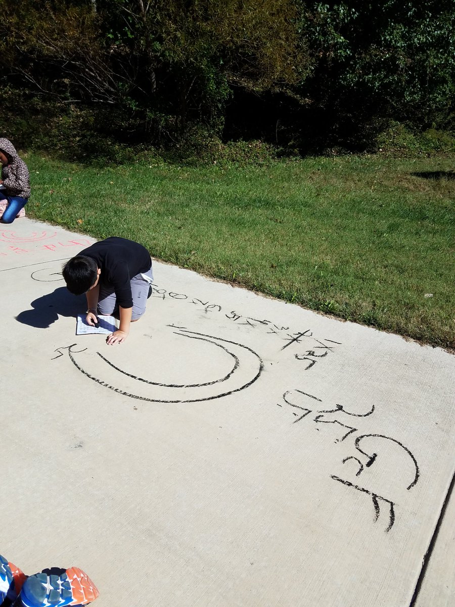 ekfourth's tweet photo. Beautiful day with chalk and GCF #weareswans https://t.co/Ae33FeEzOg