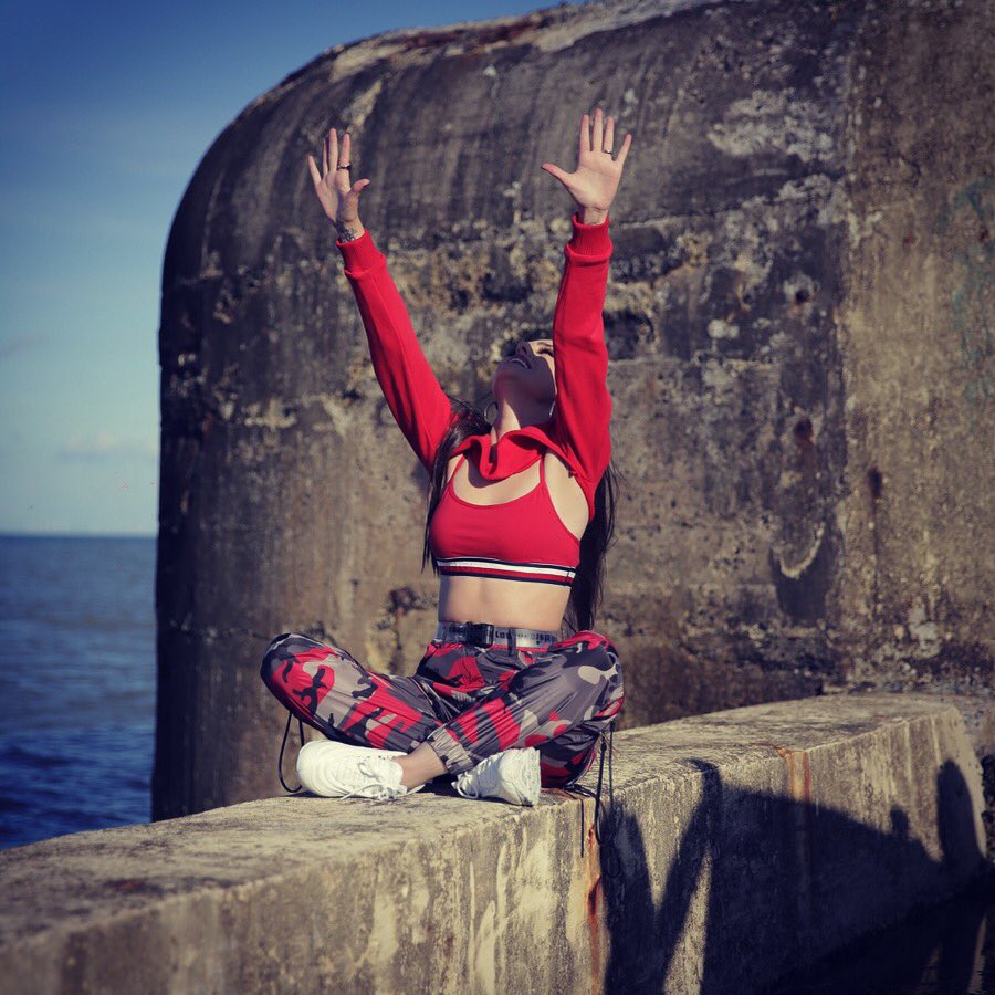 CherLloyd's tweet image. How I feel knowing that my new single NONE OF MY BUSINESS is out at midnight!!!!! instagram.com/p/BpFew9xnbDG/