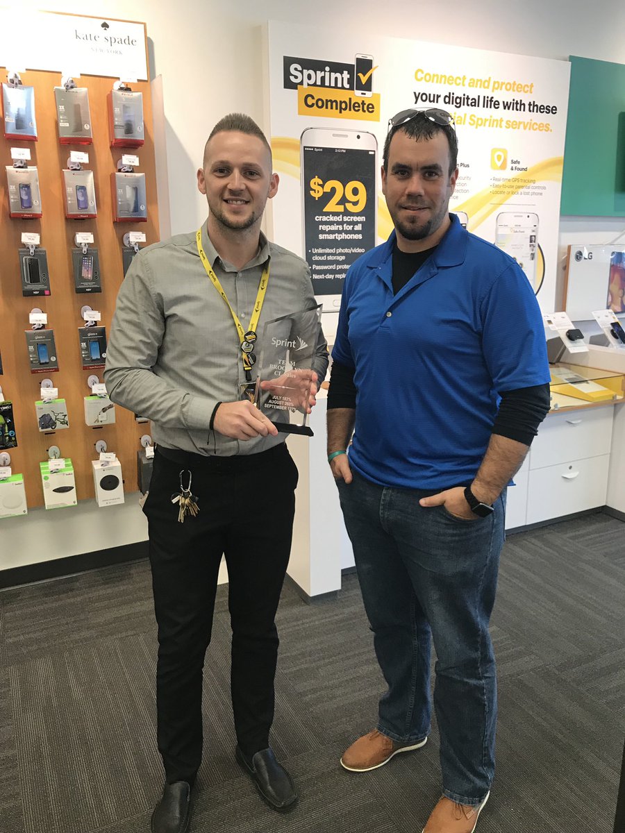 c24judy's tweet photo. Team Brooklyn hits goal 3 months in a row 180%,260% and 127% to goal! @MKI_Champs @OdieSprint @cusickretail @jajones83 @sprintbrooklyn1 https://t.co/7yAXphe99c