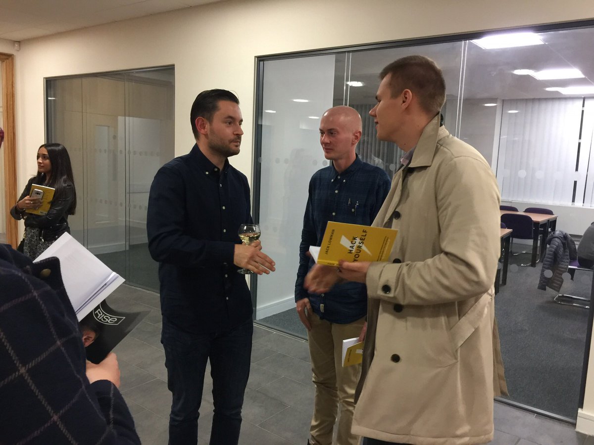 CovUniAlumni's tweet photo. Great to catch up and network with our alumni this evening, we hope you have enjoyed the evening and your tour of the facilities. Please stay in touch and continue to share your stories with us.
#175coventry #covunialumni #iamcoventry @covcampus @CovUniFBL @Jacklowman https://t.co/fdrqedcUN4