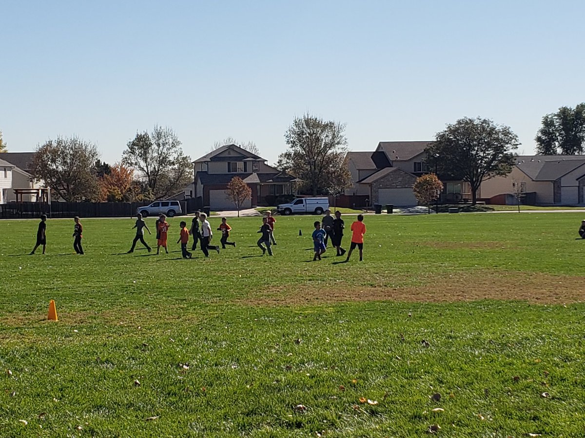 khoganeve's tweet photo. #ReimagineRecess supporting students at recess https://t.co/DQpTOTaEF9