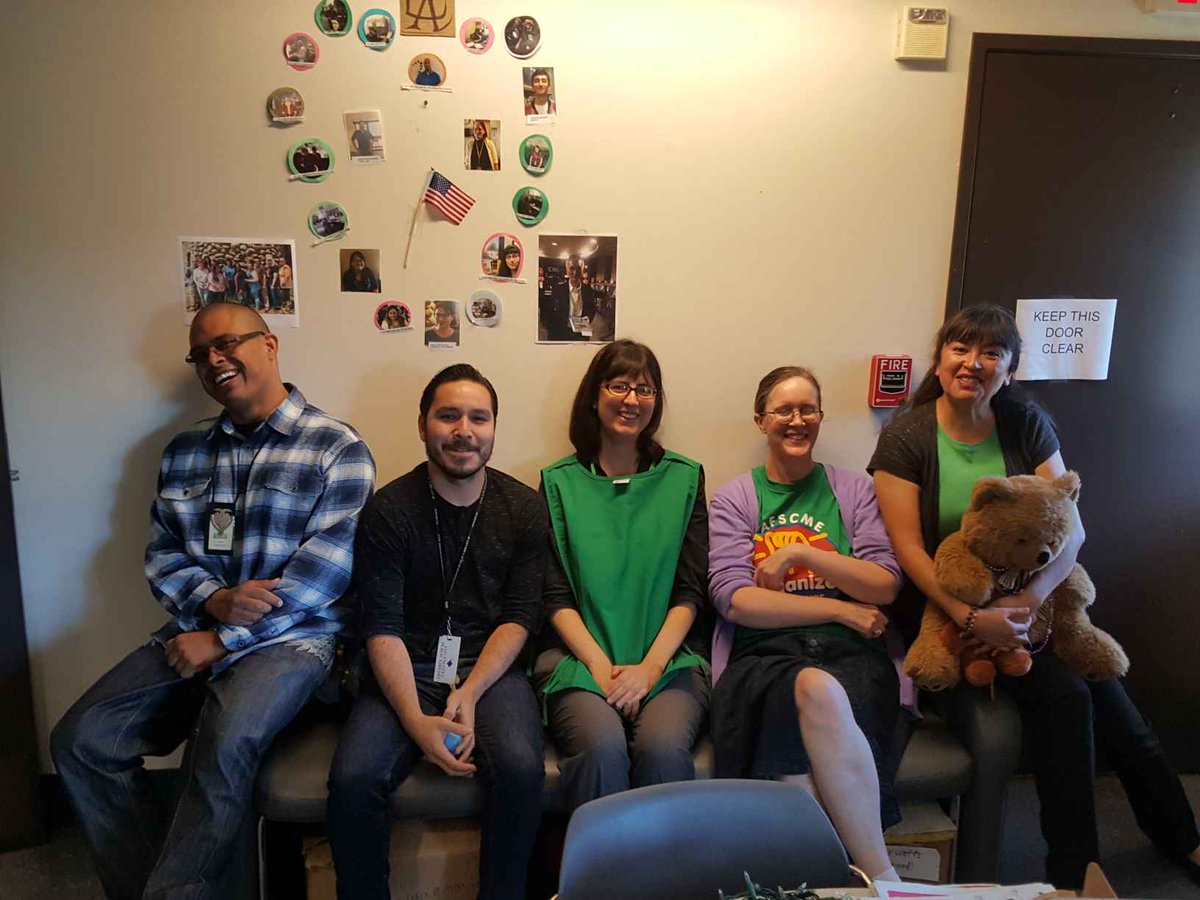 AFSCMECouncil36's tweet photo. Shaking it up for a fair contract following earthquake drills, LA City Librarians @Librarians2626 express labor solidarity during a break this morning @AFSCME @afscme3090 @FixLANow #ShakeOut #shakeout2018 @LALabor @MayorOfLA @MayorOfLA @CaliforniaLabor https://t.co/0FfyjYf589
