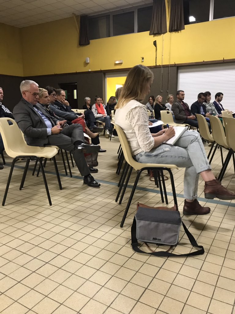 Entr_Actes's tweet photo. Belle mobilisation des prô de sante autour de l’organisation territoriale #sens @URPS_ML_BFC #esante @lyonne_fr @Prefet89 https://t.co/gqrqVEWJFH