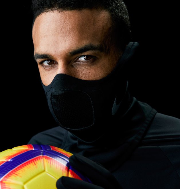 nike snood 2018