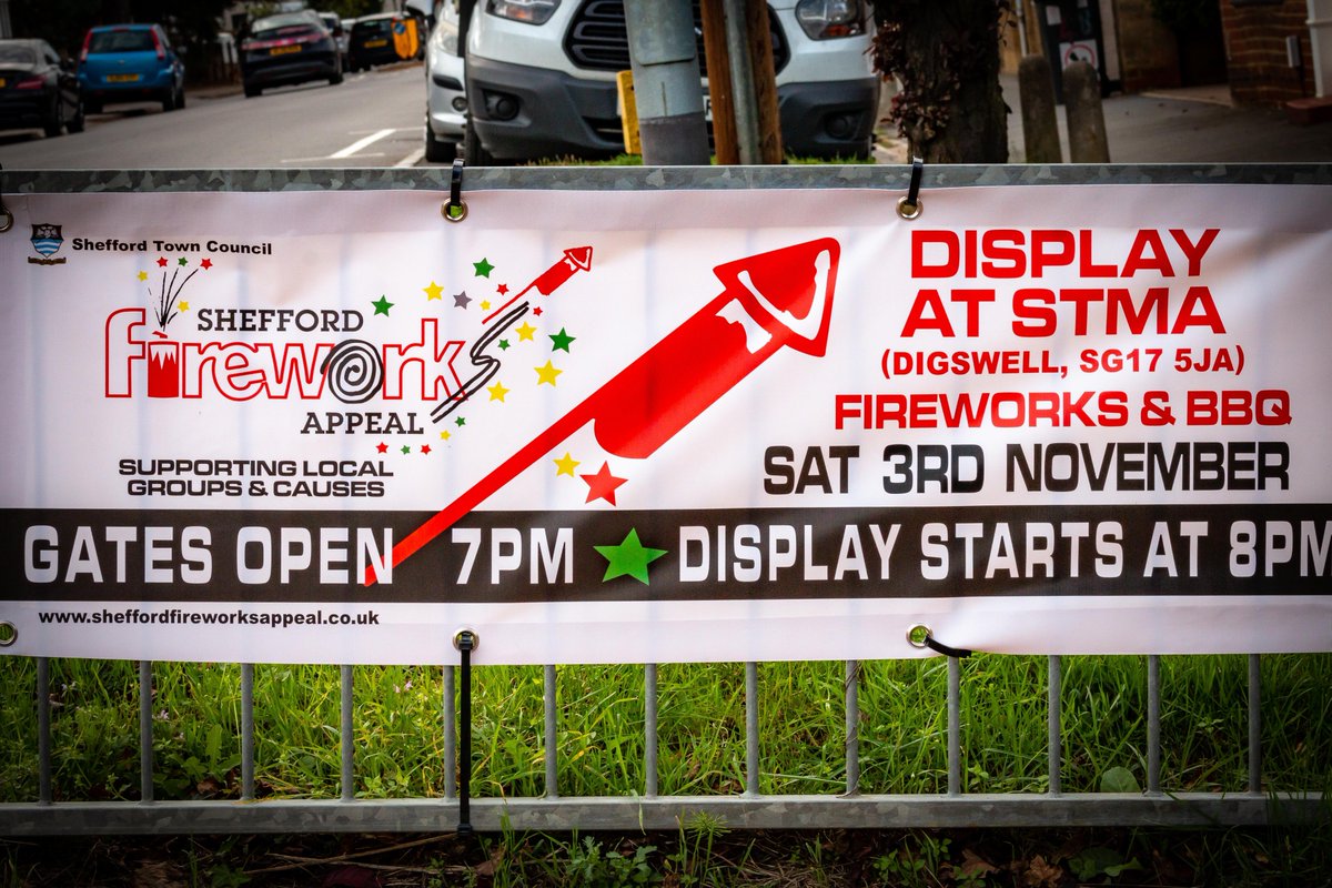 LocalComTV's tweet image. Fabulous Fireworks &amp;amp; BBQ coming to #Shefford on Saturday 3rd November, gates open at 7pm with display starting at 8pm! 😍🔥🌠🎆🎇 #LivingLife