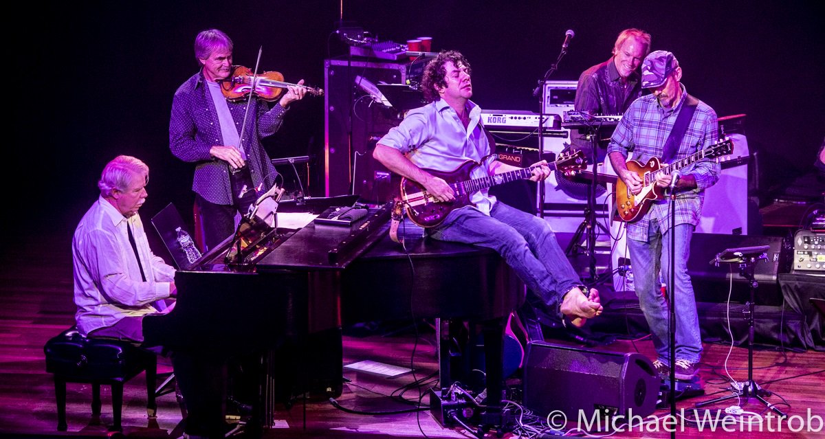 DerangedRadio's tweet photo. Ween & The Shit Creek Boys Conclude Ryman Auditorium Run https://t.co/r095mHYH6i #BobbyOgdin #DannyParks https://t.co/oKq6nUslgk
