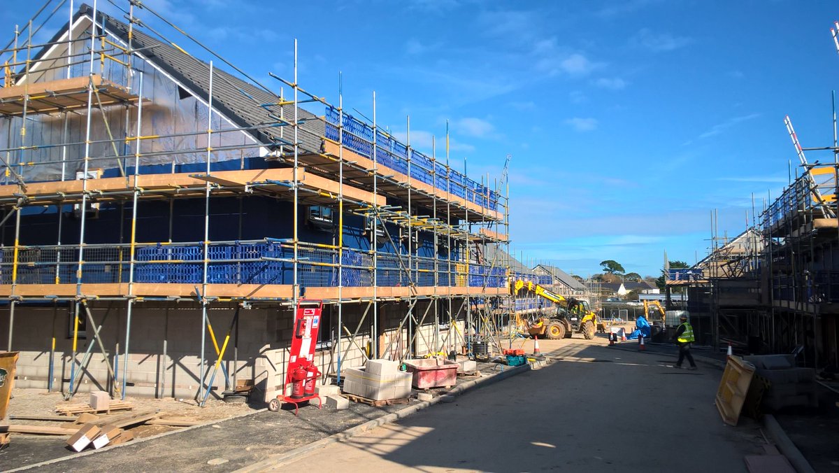 MW_Coastline's tweet photo. New #affordable rent and #sharedownership homes @HigherNansloe in Helston looking great and reservations being taken already! Great work @mispacecoms @AJ_Coastline @DB_Coastline @CoastlineHouse https://t.co/MRIQSHtmtN
