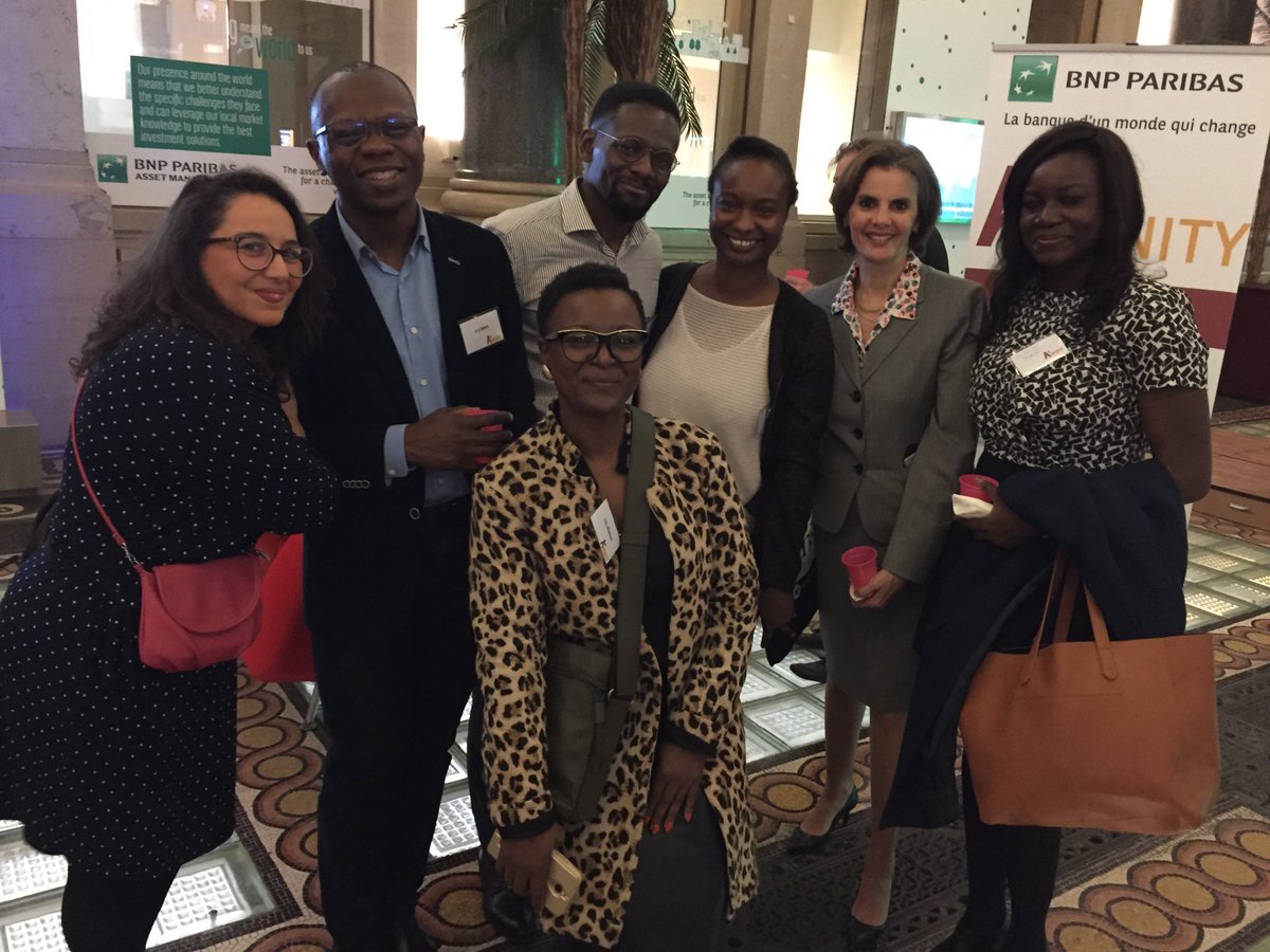 Sf_Merlo's tweet photo. Great meeting tonight with 6 internal employee network. The diversity of our employees, their backgrounds, experiences, talents, knowledge, and the appreciation of all their individual differences are key. @Afrinity_bnpp #BNPPForDiversity #WeGenerations @BNPP_Wealth https://t.co/yw5CbOgUde