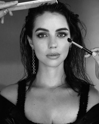 Adelaide Kane (@adelaide_aust) on Twitter photo 
