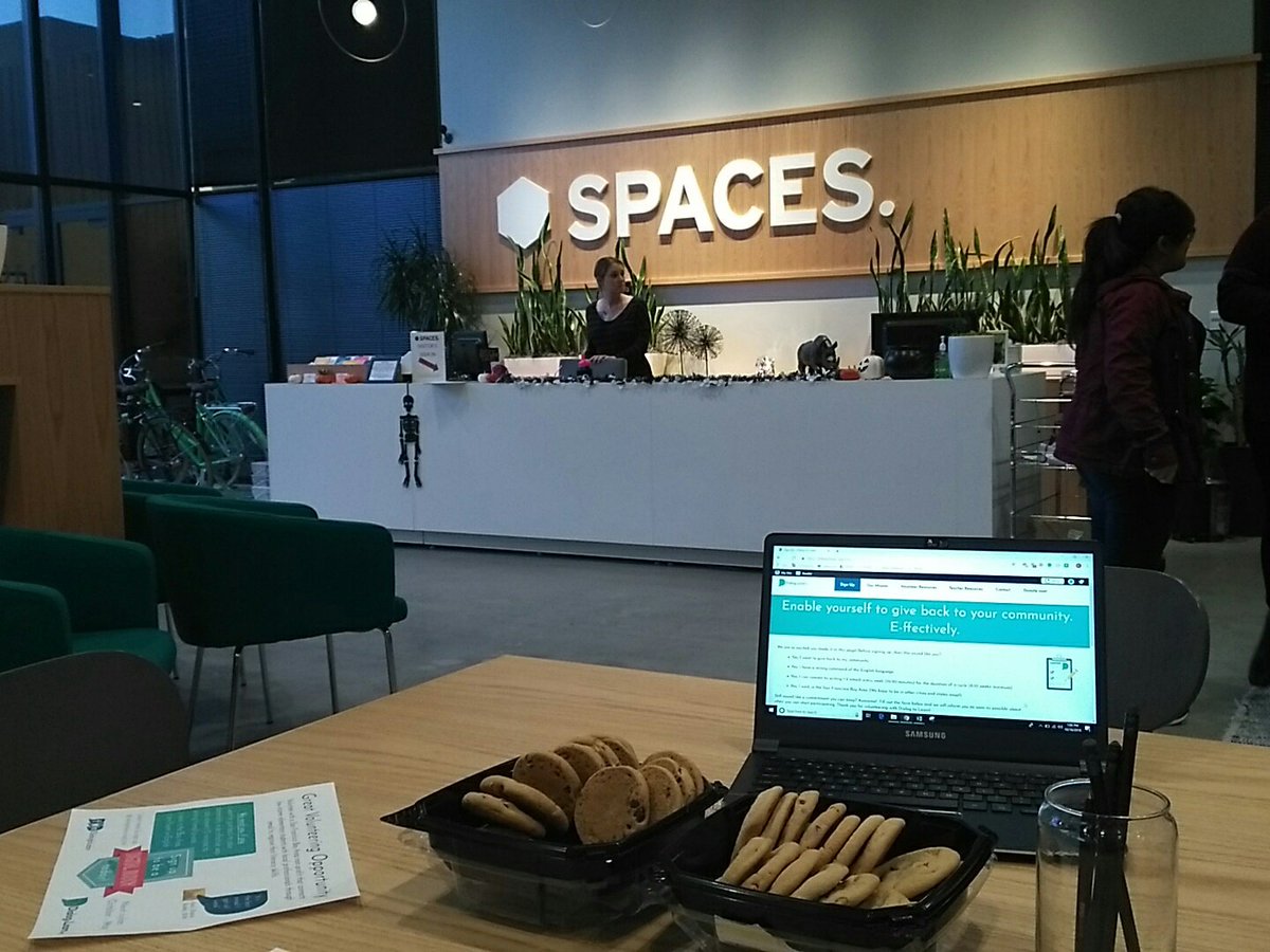 DialogtoLearn's tweet photo. Here at Spaces Santana Row signing up new Digital Buddies and eating all of the cookies ;) https://t.co/6ebkXZTMPx