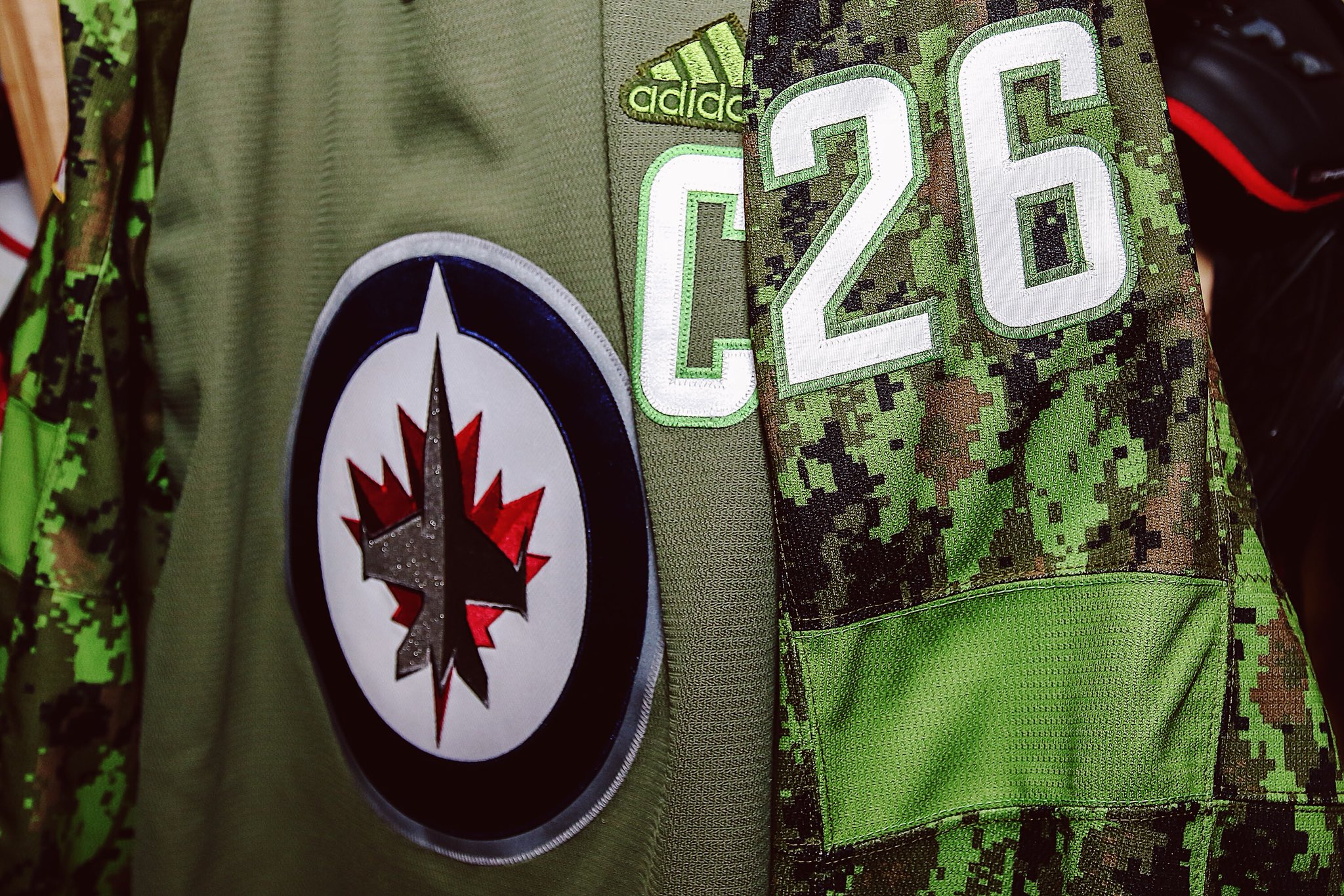 winnipeg jets camouflage jersey