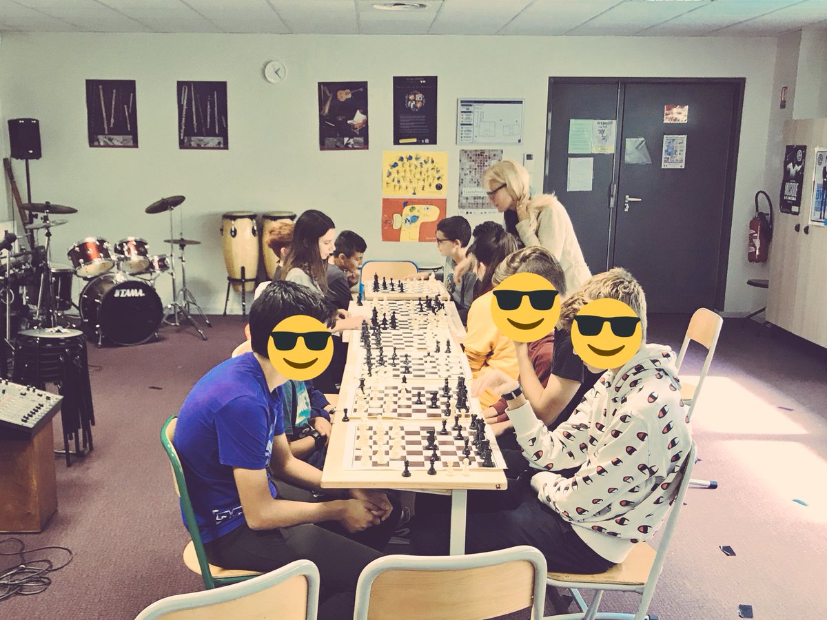Les échecs sont de retour au collège des <a href="/clg16fontaines/">H Pouliquen</a> L’intelligence du jeu, l’émotion du sport ! <a href="/AlexisVadrot/">Avadrot</a> <a href="/ffechecs/">Fédération Française des Échecs</a> <a href="/AcademieNice/">Académie de Nice</a> #échecs #EAC