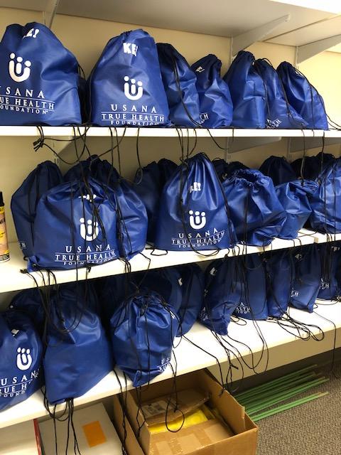 Yesterday the USANA Social Media Team took to the streets and delivered 100 bags of food to local schools. The True Health Foundation has given USANA employees the opportunity to not only pack these bags, but deliver them to those in need! 

#LiveUSANA
