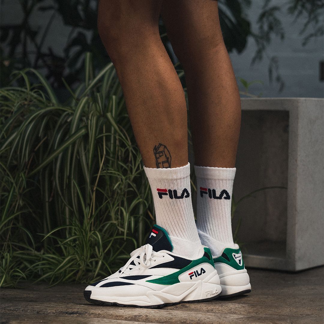 HANON on Twitter: 94 Low is available to buy ONLINE now! #fila #94low https://t.co/ce8t0ZcdDn https://t.co/LGZMJ8RBJN" /