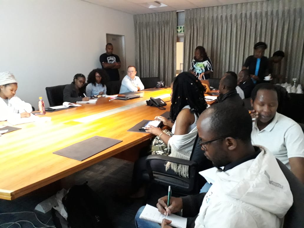 NjobehPatrick's tweet photo. After d #FSaS2018 conference, the #Mycotoxin analysis workshop/training funded via @NRF_News #LEAPAGRIC grant #MycoSafeSouth project began 2day at @go2uj wt presentations by Dr Charl Yates, Prof Sheila Okoth & Dr Benoit Gnonlonfin. Gr8 attendance. 2moro practical. #MYTOXSOUTH https://t.co/MDMUBcHiHU