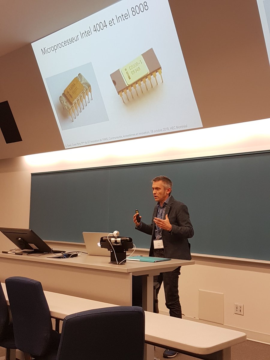 olivierirrmann's tweet image. Showtime. @GillesGarel nous raconte l'histoire des communautés aux origine de la micro-informatique. #gtinnovationaims2018