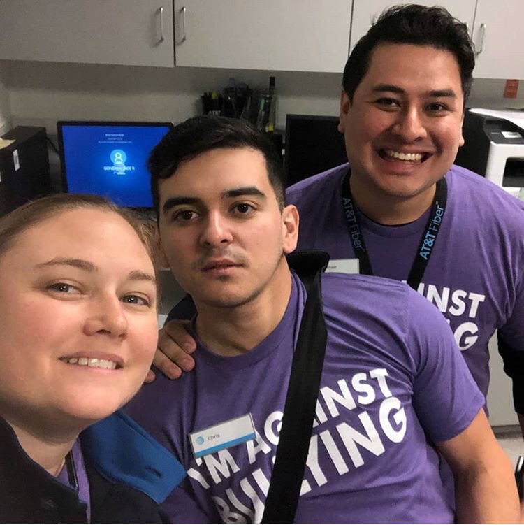 LEAGUEATTAustin's tweet photo. Huge shout out to the Austin AT&amp;T retail stores for helping our ERG and #GLAAD promote #SpiritDay! This was an awesome collaboration and we are very grateful for the participation. #antibullying #lifeatATT #LGBTQ #purple #ATTRetail 💜✊🏽 https://t.co/tf0g24JwZv