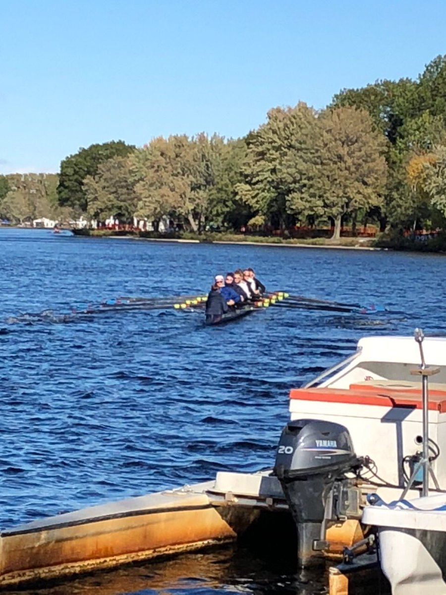 brookeokc's tweet photo. Practice run at the Charles for OKC Riversport @HOCR @RiversportOKC #lifeofarower #crew #Boston #lexiwilson https://t.co/KktWbNwhah