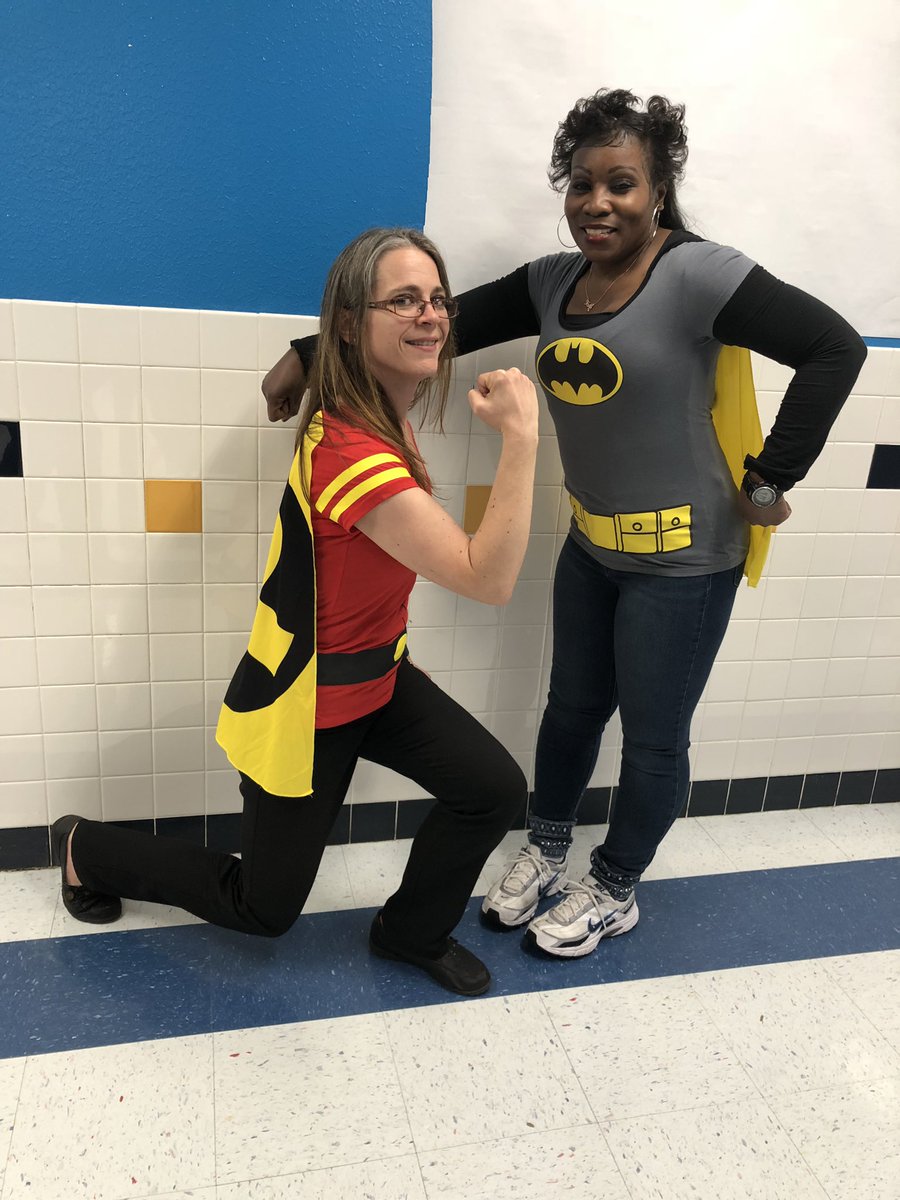 nsedesotoisd's tweet photo. We had original super hero’s in the building...Batman and Robin!!!! Be a HERO!! Stop Bullying #HelpEveryoneRespectOthers @whyndii @desotoisdengage https://t.co/OOdxaxnQaA