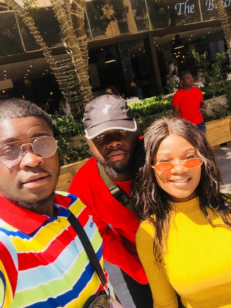 rabbyeleka01's tweet image. Sugar 🐒👊🏿with @SophieCSulu and @DjSky_official1 #musala.com