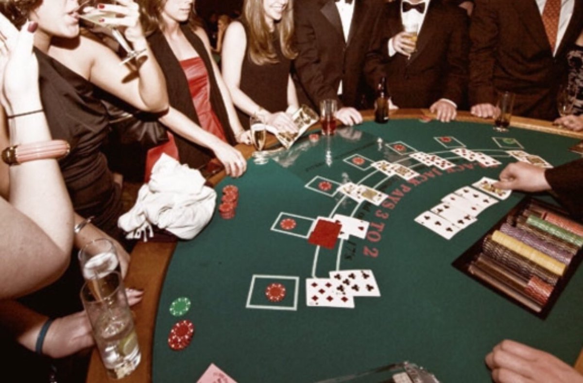 TBT to last years Casino Night in honor of the event THIS Saturday! Have you bought your tickets yet? Don’t worry - there’s still time! BUY NOW OR DONATE —> helpinghandfoundationga.org