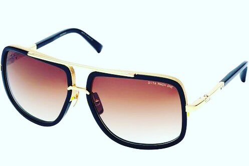 Celebrity Spotting
Conor McGregor wearing DITA Mach One Aviator sunglasses with brown lenses and 18K gold 
DITA Eyewear available at Vitra Eyewear® 

#vitraeyewear  #eyewear #sunglasses #glasses #luxury #fashion #southcoastaza #love #instagood #photooftheday #beautiful #happy