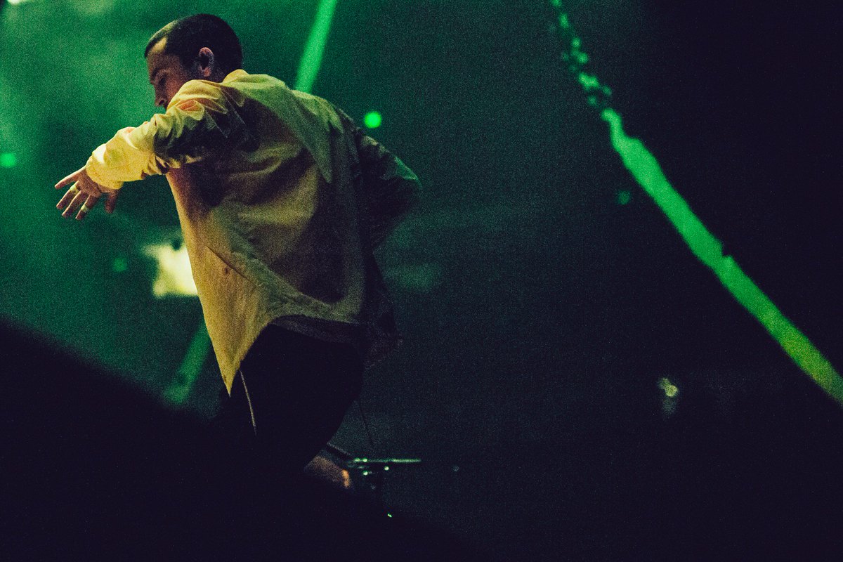 twentyonepilots's tweet photo. photos from night øne. #thebanditotour @BradHeaton https://t.co/Xr45zvAY4B https://t.co/C0KPMmMogn