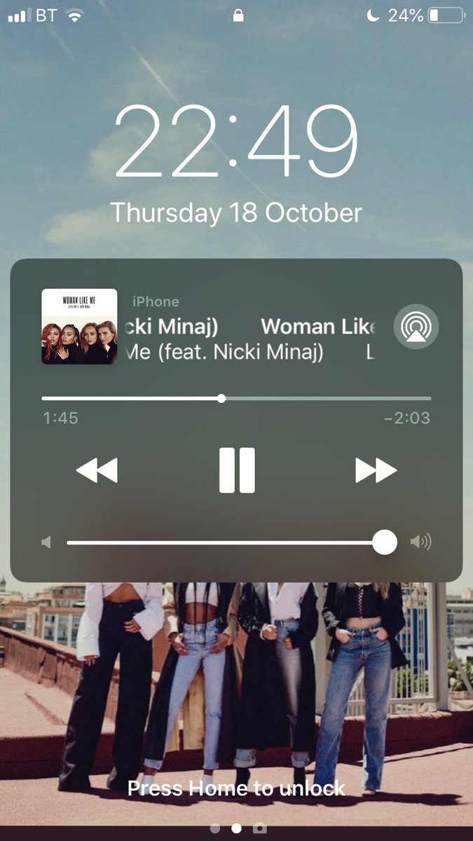 taliasconfetti's tweet photo. the last thing before sleeping. the first thing on the morning. #WomanLikeMeStreamingParty @LittleMix 💘 https://t.co/p6khVITB3n