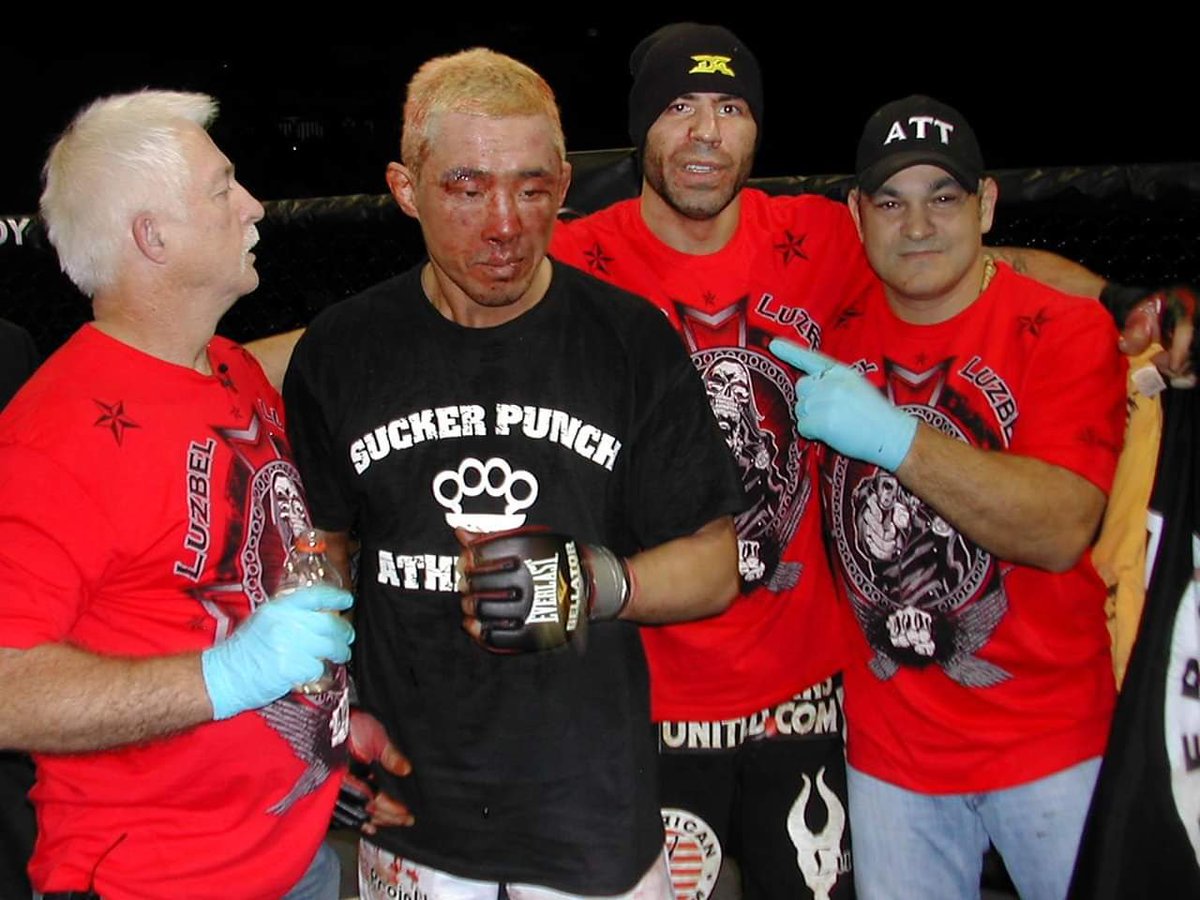 Bcckpsck's tweet photo. #ThrowbackThursday
One of the toughest opponents I have ever fought to date was #MattLee
#Respect was given before and after the fight. It was an honor to battle such a true #MartialArtist
Great memories with my family @liboriobjj and #BobbyRobare #MejiroGym ππ¬ https://t.co/gImqPL4lC9