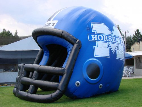 Inflataad's tweet image. #Footballinflatable #inflatableFootball #FootballField #Pango #kids #kidsinflatable #inflatables #inflatablegame #inflatablerent #inflatablematch #footballmatch #juegosinflables #inflable #inflables #footballgame #footballtime #inflatablegames #sportsgames ow.ly/DOUO30lHt8a