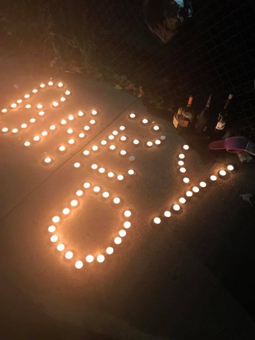 #LLBD #longlivebabydee https://t.co/m2MIlIFsD8<a href="/tag/llbd"class="tags">#LLBD</a><a href="/tag/longlivebabydee"class="tags">#longlivebabydee</a>