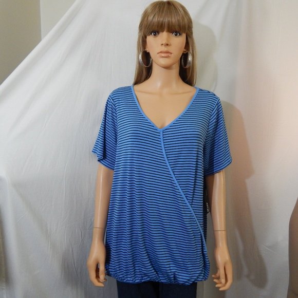 So good I had to share! Check out all the items I'm loving on @Poshmarkapp #poshmark #fashion #style<a href="/tag/fashion"class="tags"><span>#fashion</span></a><a href="/tag/shopmycloset"class="tags"><span>#shopmycloset</span></a><a href="/tag/style"class="tags"><span>#style</span></a><a href="/tag/express"class="tags"><span>#express</span></a><a href="/tag/poshmark"class="tags"><span>#poshmark</span></a>