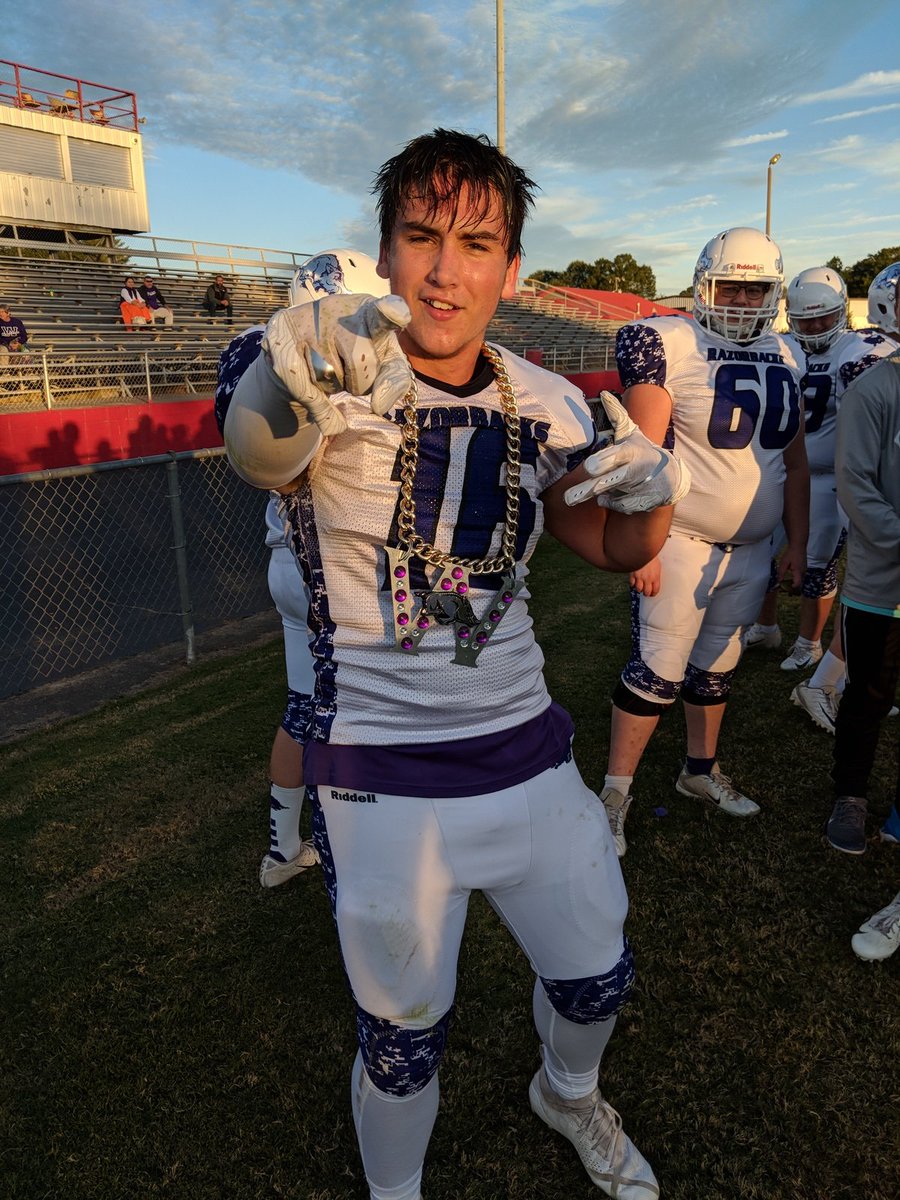 Nate Lee gets the first turnover.  Razorbacks ball.  Still 7-7.  2nd Quarter